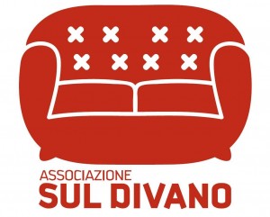 sul divano corretta sul divano corretta